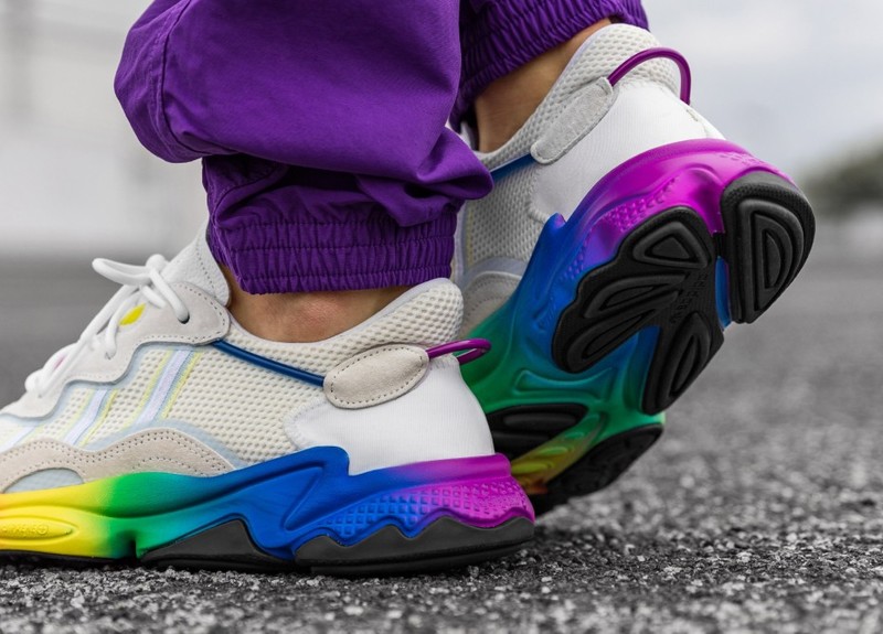 Adidas ozweego clearance pride